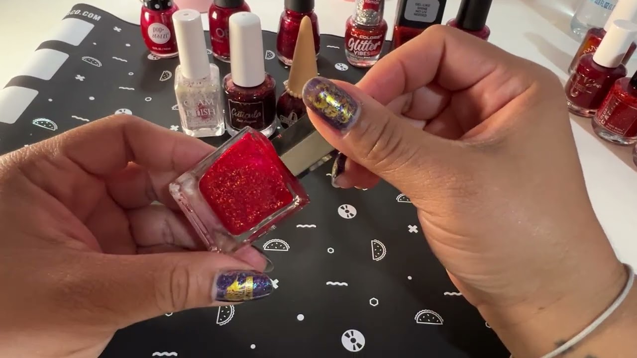 Holiday rack red polish 