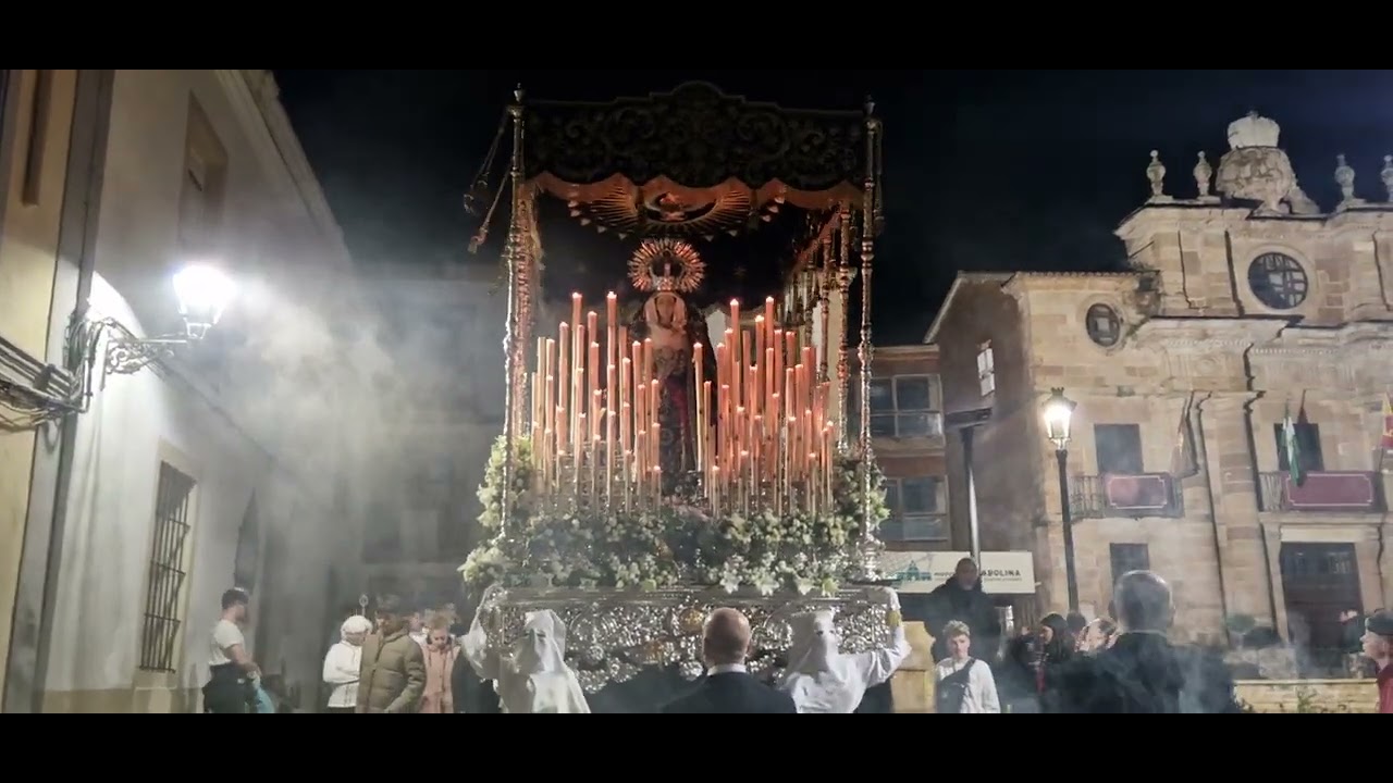 Virgen de los Dolores por la Plaza de la iglesia de La Carolina, Jaen 2024
