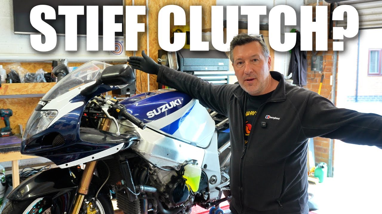Clutch Cable Swap GSX-R1000 K1 - The Resurrection Episode 02