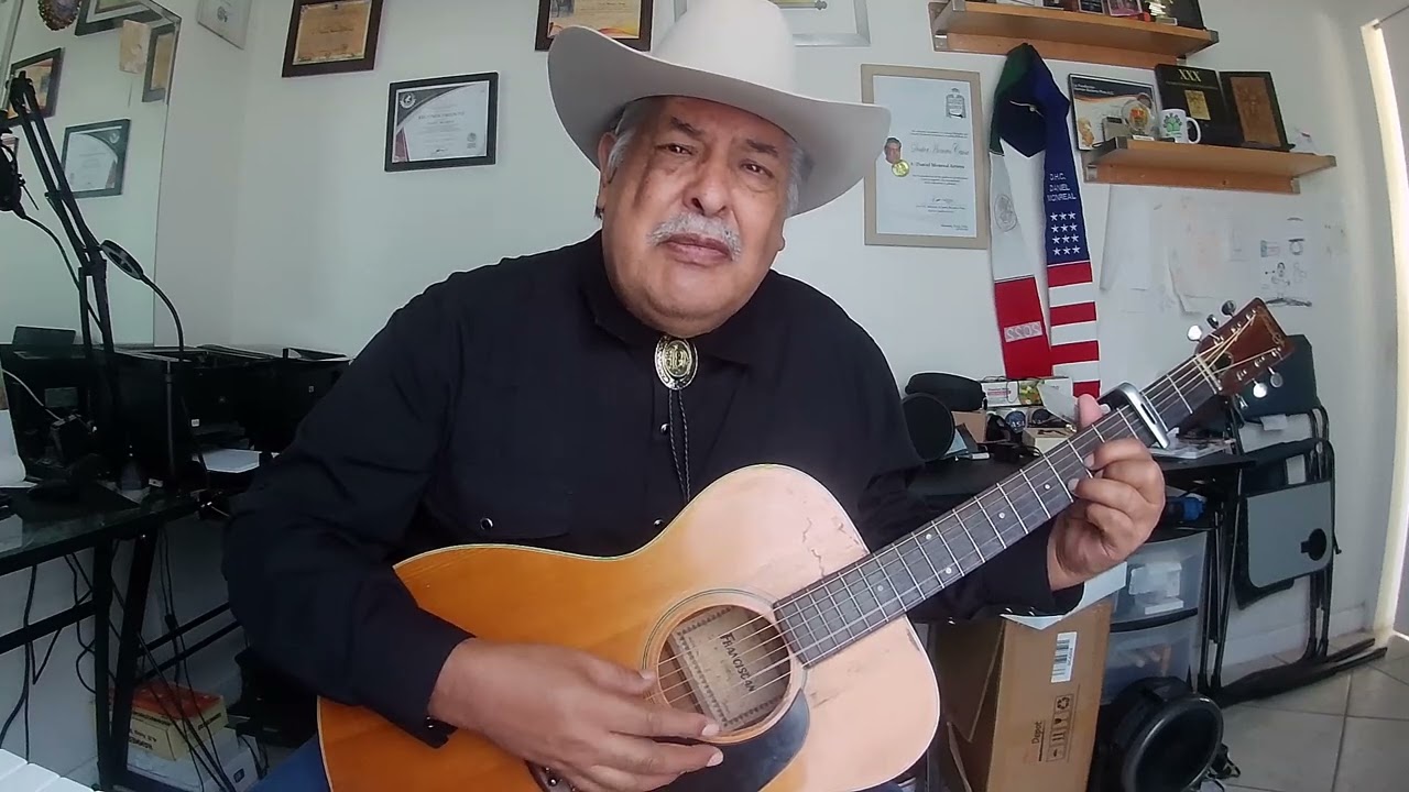 ABRAZADO DE UN POSTE