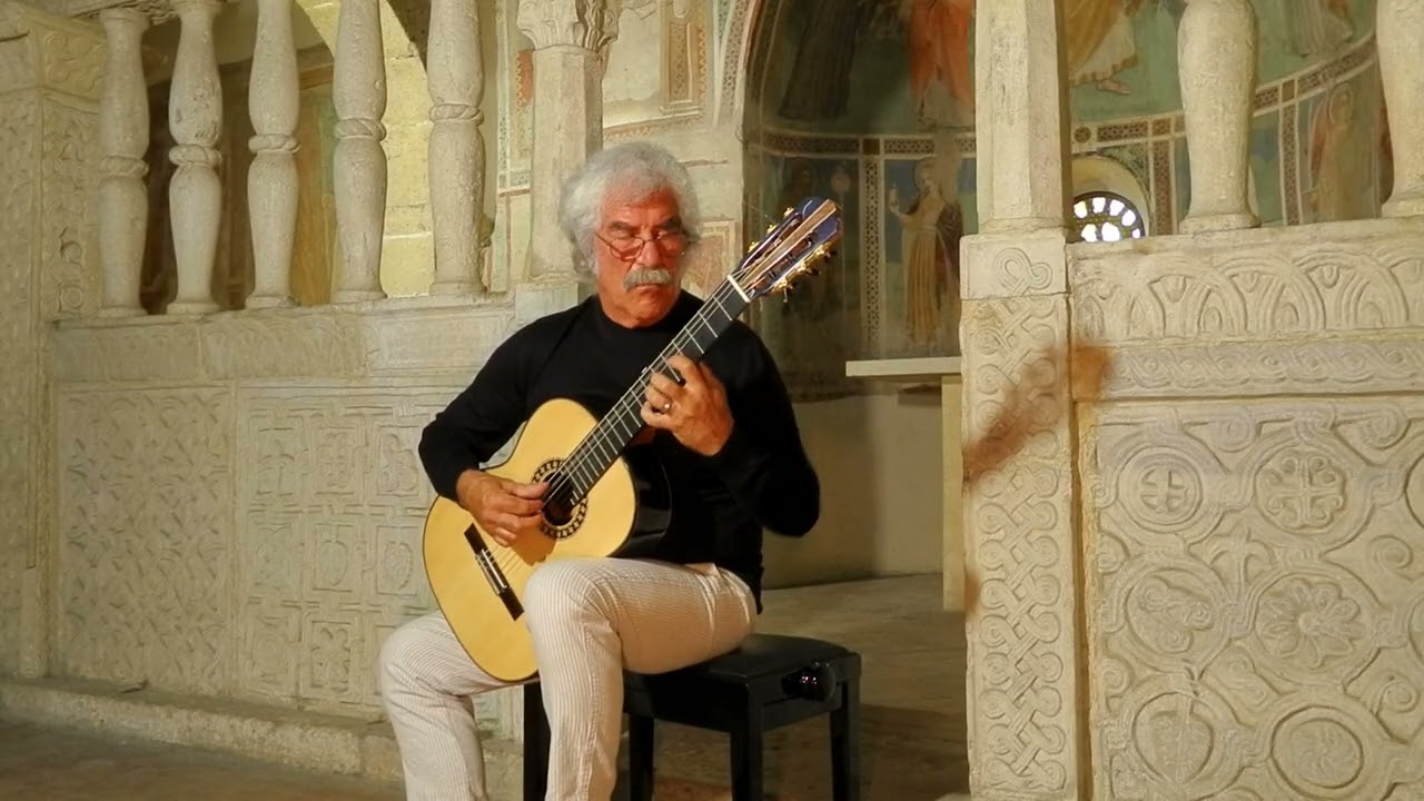 J.S. Bach - Prelude from cello suite III BWV 1009 - Carlo Ambrosio Guitar - Live Recording