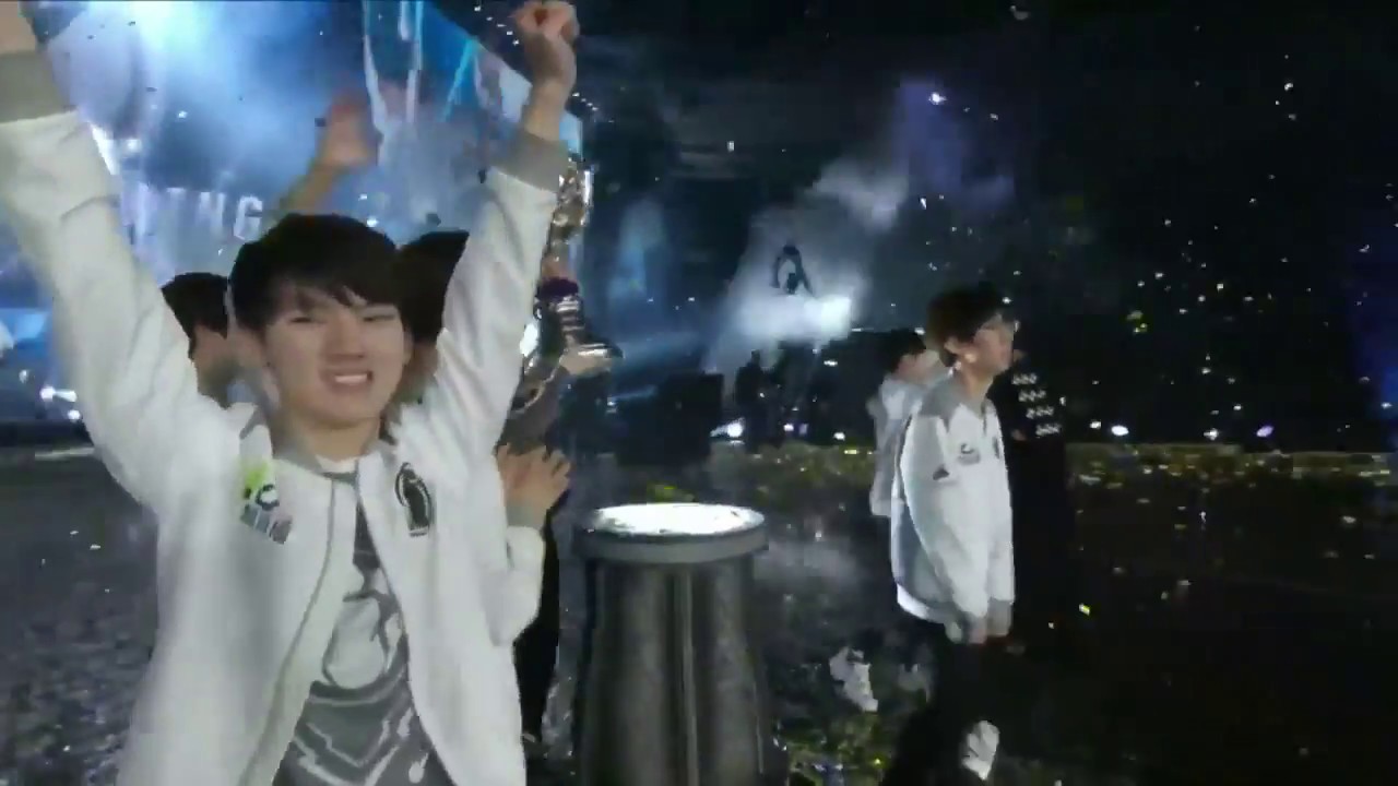 중국팀 최초 우승  2018 롤드컵 우승 팀  IG  시상식  LoL World Championship FINAL