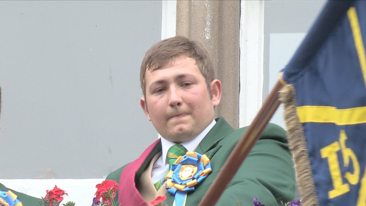 Handing Back the Flag | Hawick Common Riding 2016