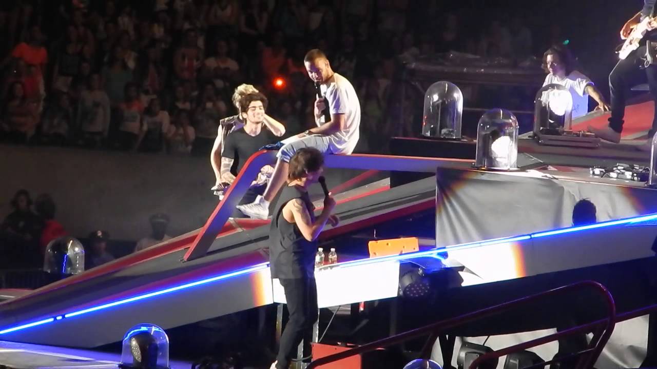 What Makes You Beautiful - One Direction WWA Tour Philly 8/13/14