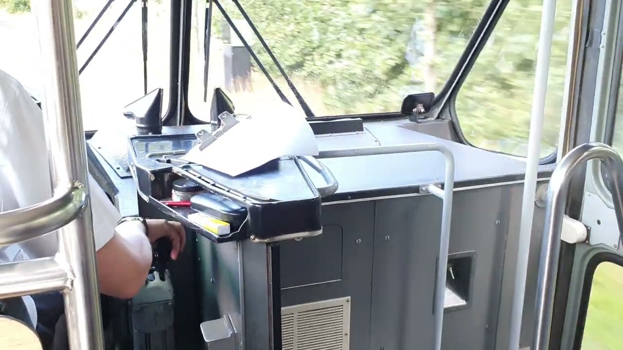 Leyland Den Oudsten DVM 1698 van Zwolle naar Nieuwleusen