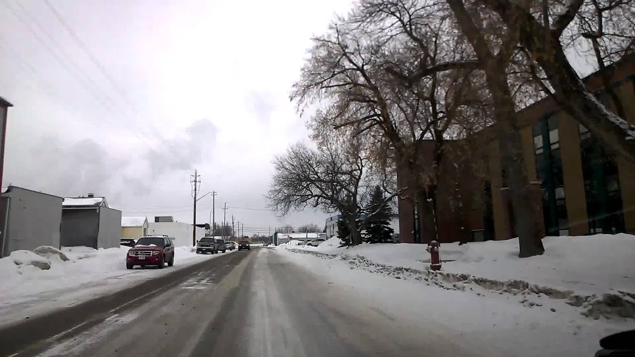 Fort Frances, Ontario  - Форт Френсис, Онтарио. Улица 2nd St E