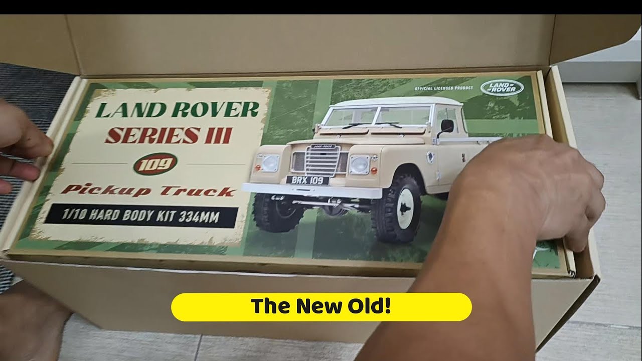 Unboxing the BRX02 Land Rover Series III from Boom Racing