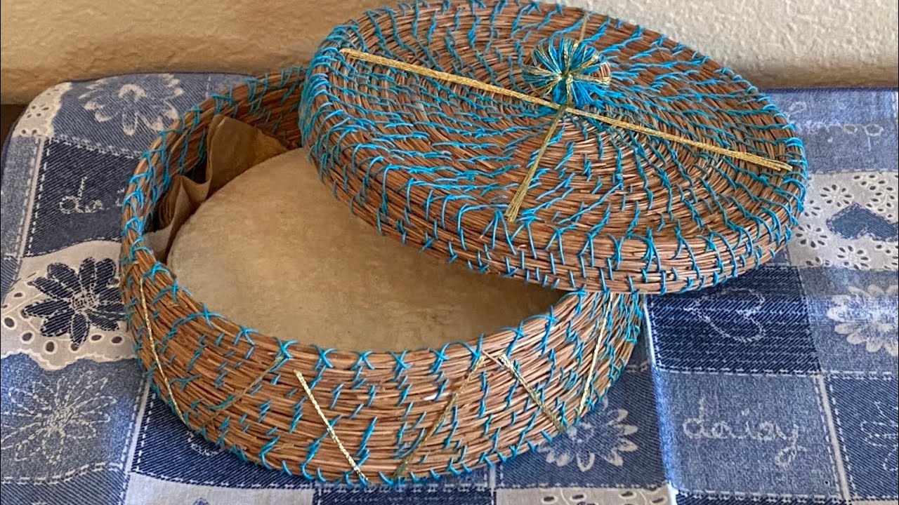 Tortillero hecho con hojas de pino 🌲