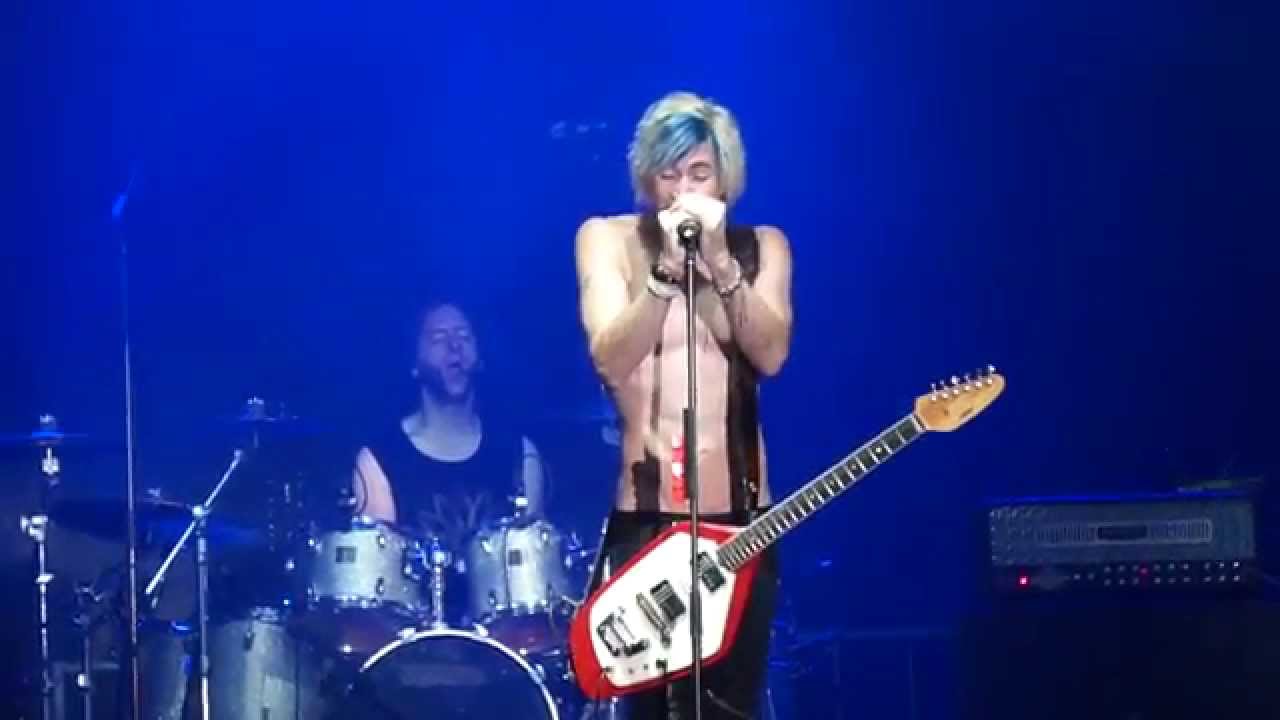 No Place Like Home - Marianas Trench (Norfolk County Fair)