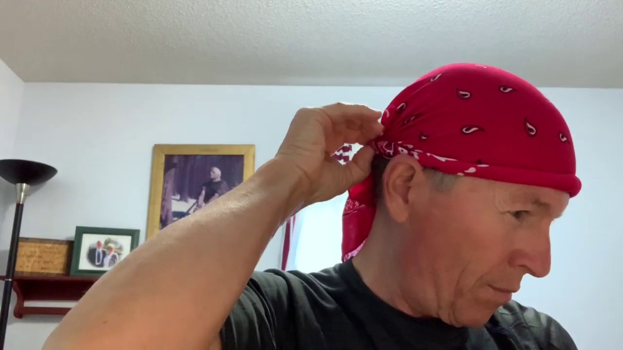 How to tie Hiker Biker Bandana (shortened version)