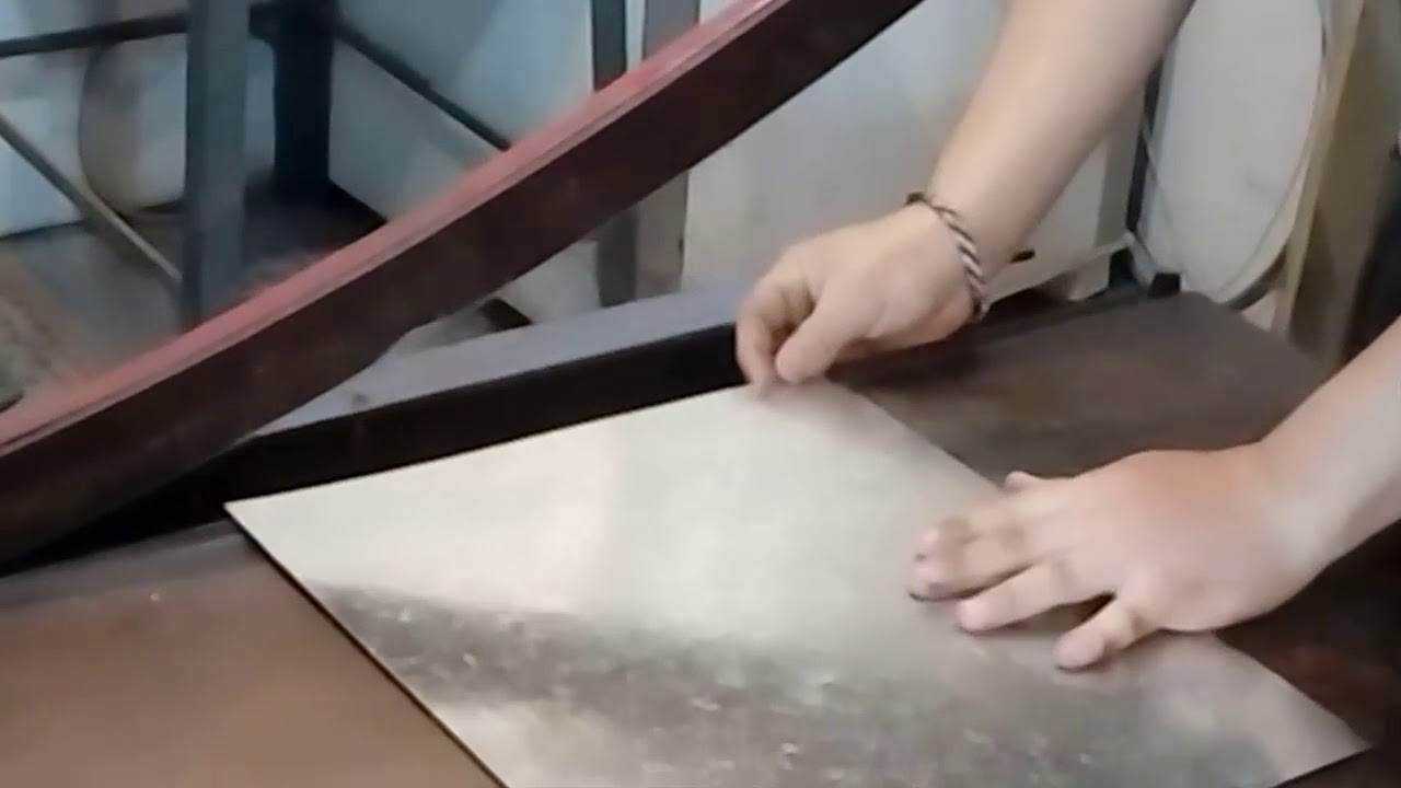 GUILLOTINA - CORTANDO CHAPAS GALVANIZADAS - (MUESTRAS DE CORTADO) CORTE EN GUILLOTINA - ZINGUERIA -