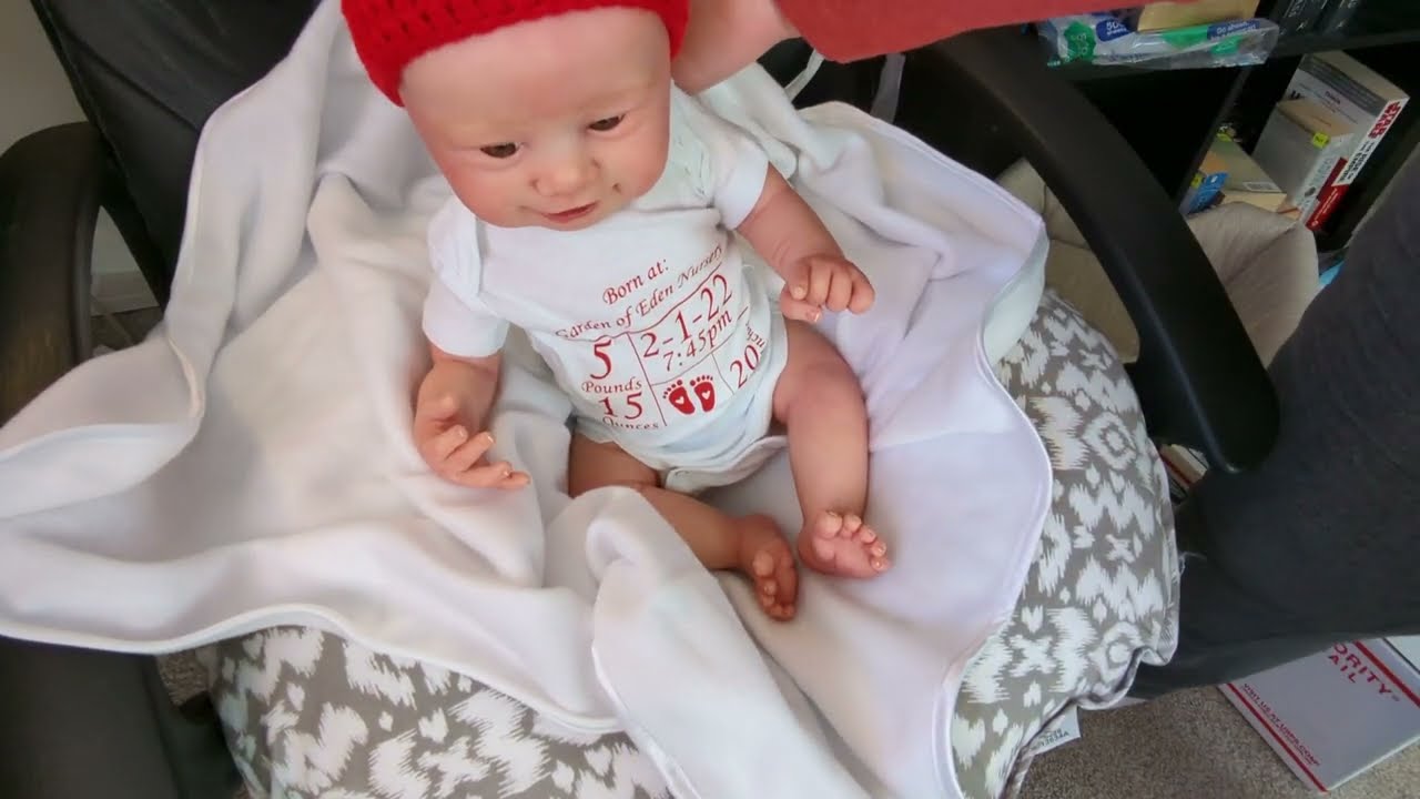 Reborn Baby Box Opening: Oakley by Sandy Faber!