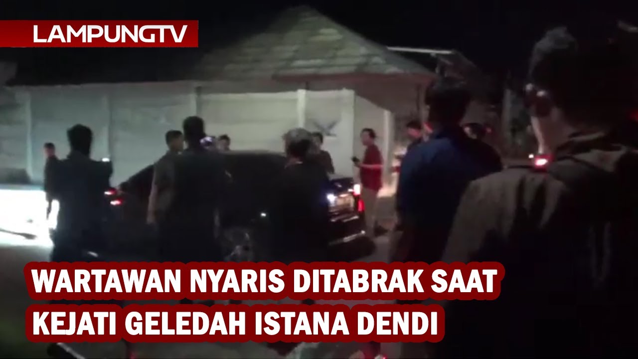 Wartawan Nyaris Ditabrak saat Penggeledahan Istana Dendi