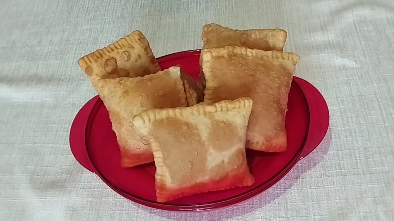 Olha que massa de pastel especial! Melhor que o da feira!