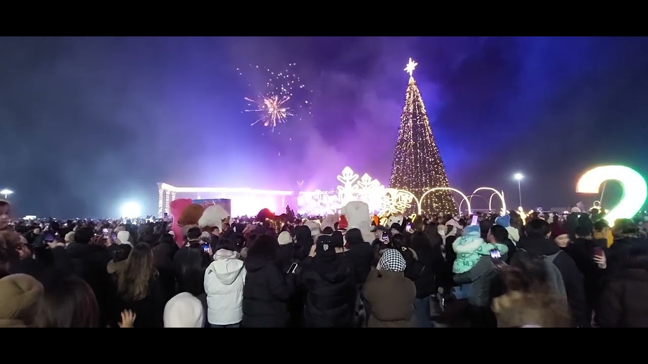 Актау 01.01.2026 салют 