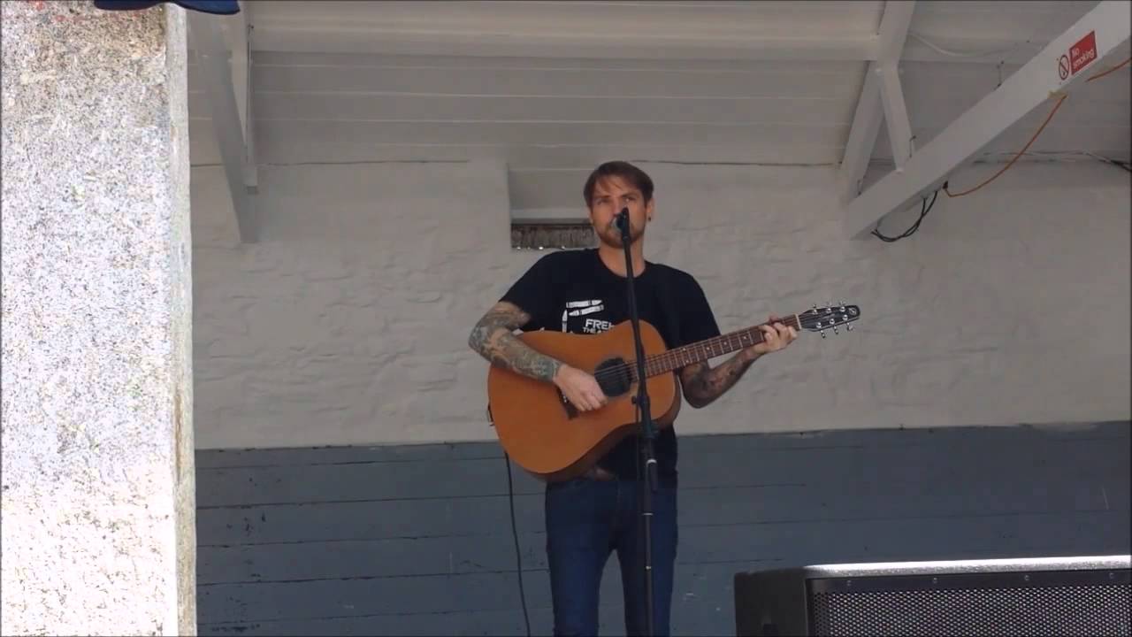 Gaz Brookfield - Dartmouth Music Festival 18/5/14