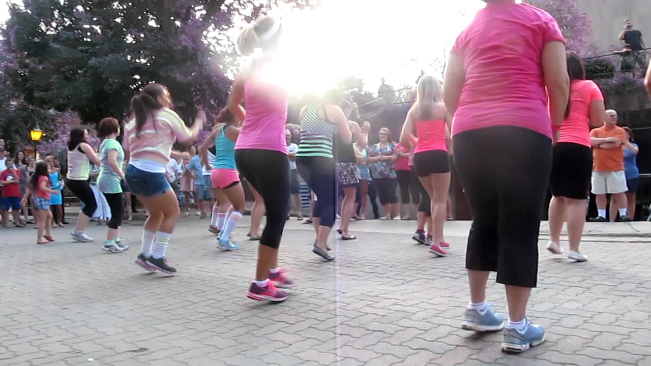 Footloose Flash Mob