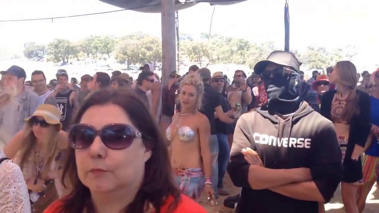 Earthcore 2016, Vic - Mainfloor crowd walkthrough, Sunday 2.10pm