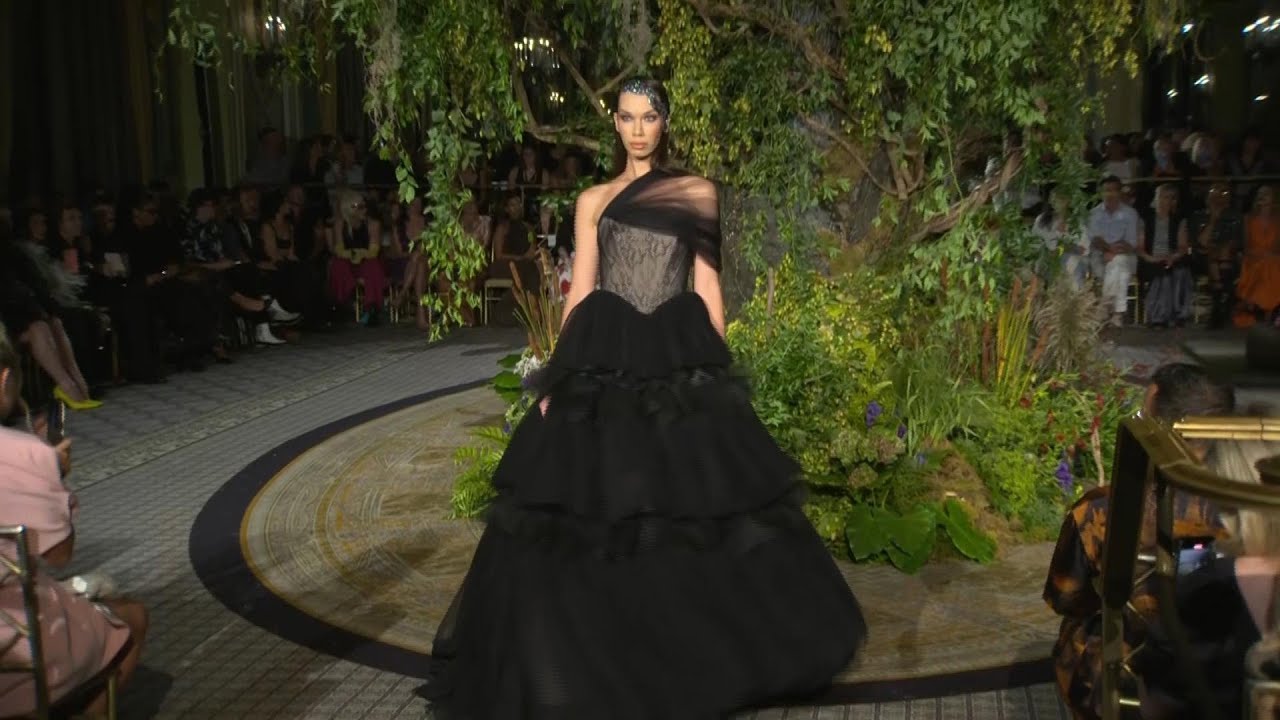 Christian Siriano looks to spring 2025 with runway show, Lil Kim arrives late