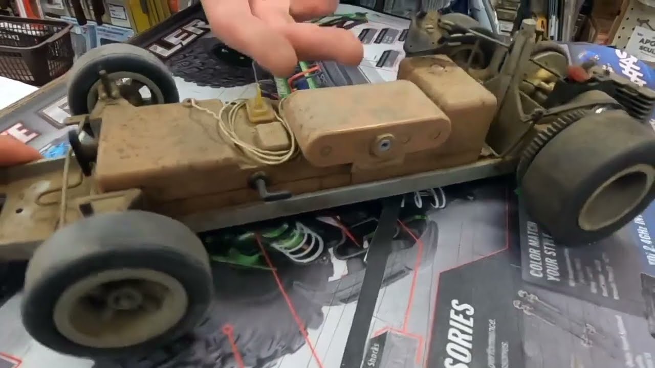 1970s Nitro Racer & 200 MPH Nitro Plane - Hobby Store Tour - Brownies Pro & Sport Hobbies NYC