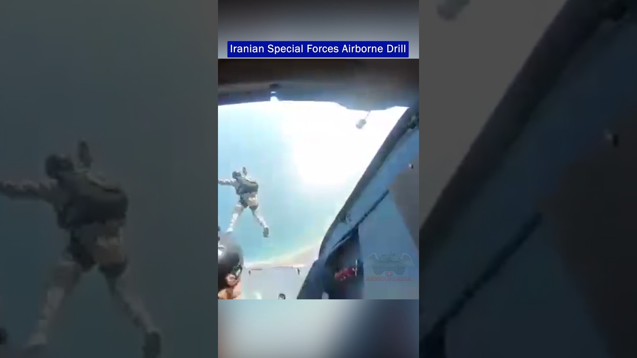 Iranian Takavaran Commandos Conduct Airborne Exercise in the Persian Gulf