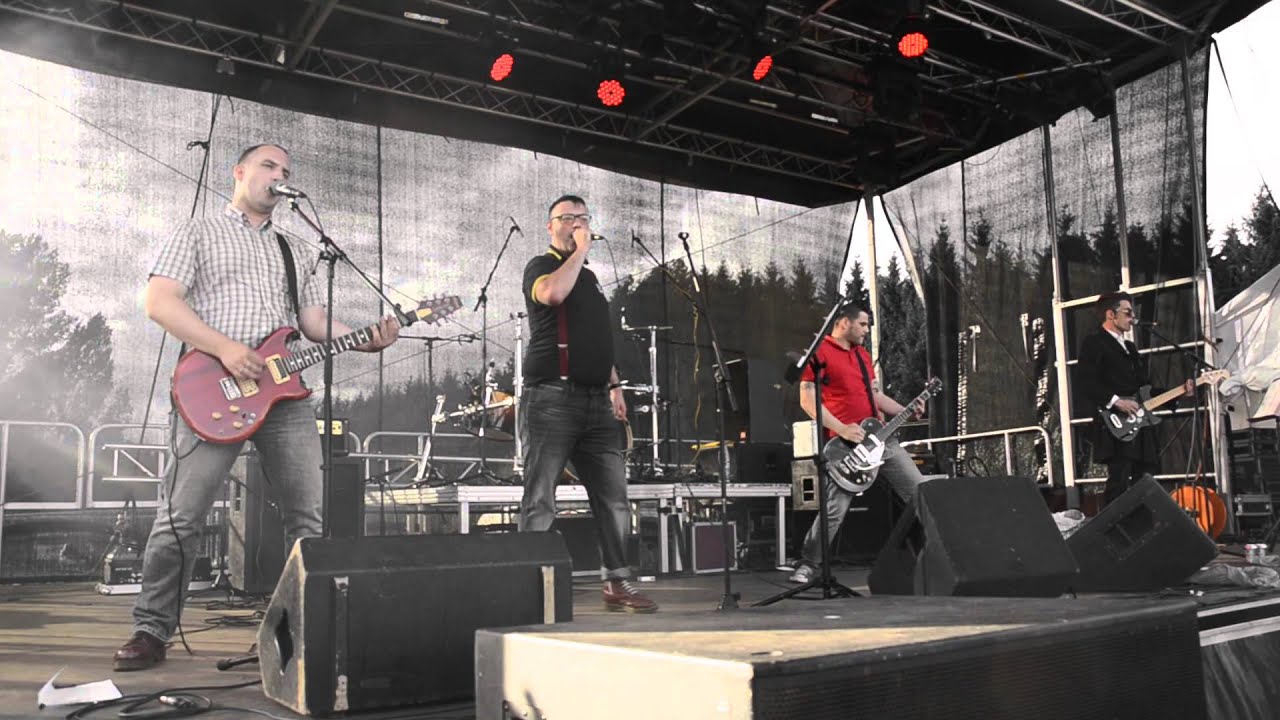 PARIS VIOLENCE  -  Budapest 56       live @ Back On The Streets 2015