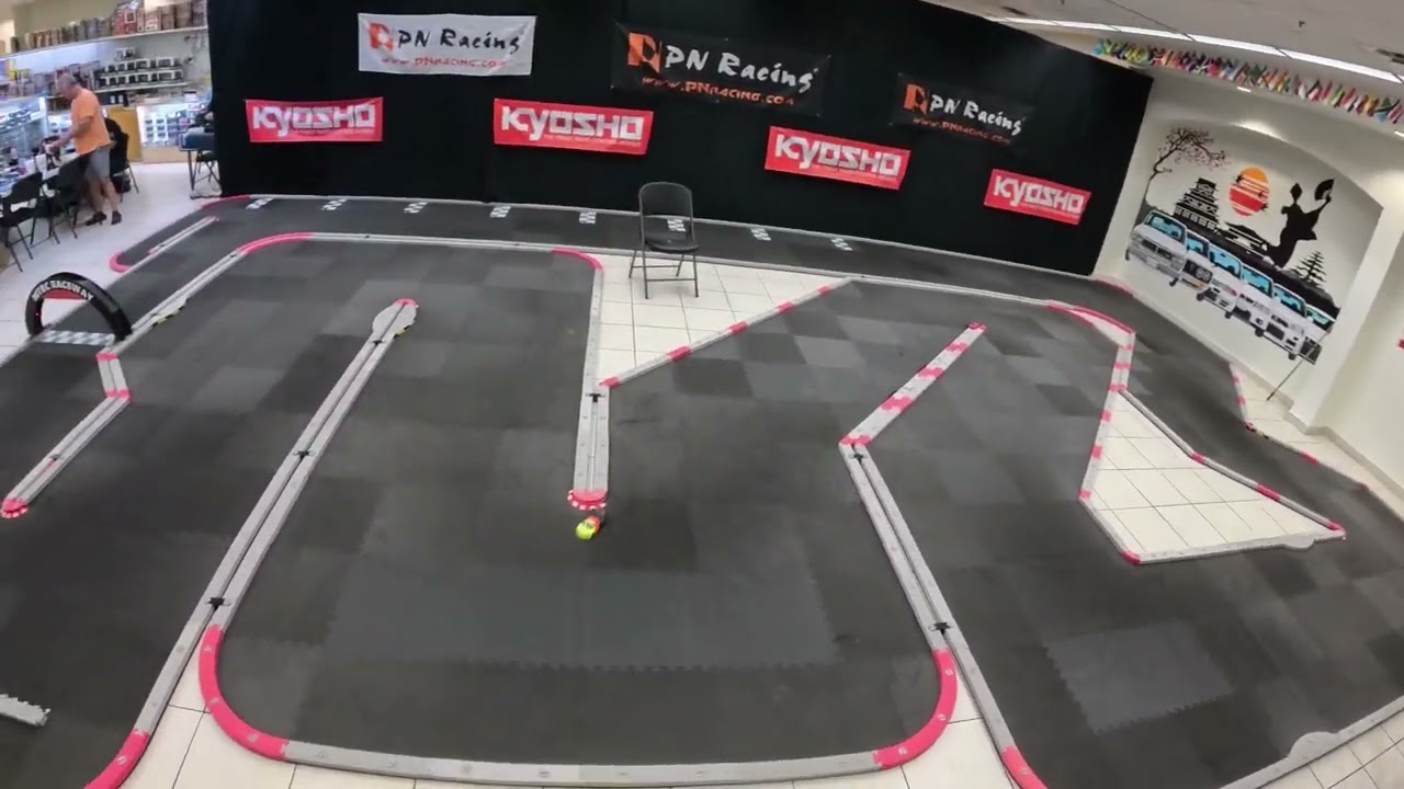 Driving Marcus Williams 2500 Lipo Stock - MWX R.1 1st Impressions