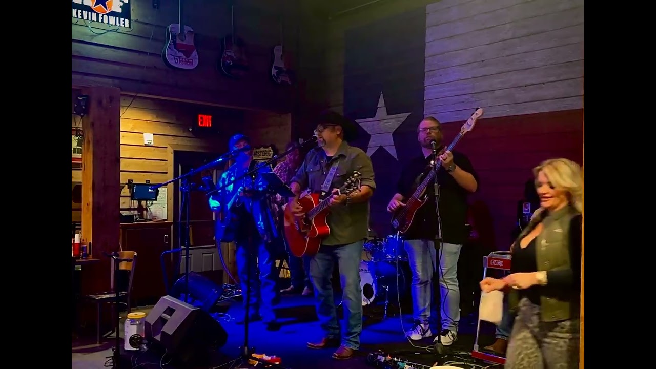 Angelo & The Lonely Highway Band cover Waylon Jennings, Waymore’s Blues
