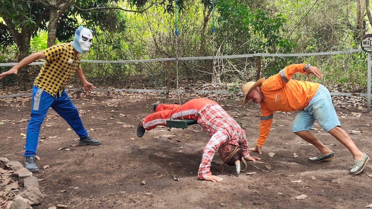 “Chiquinho descobre que levou GAIA 😱 Zequinha tenta consolar… mas dá ERRADO 😂”