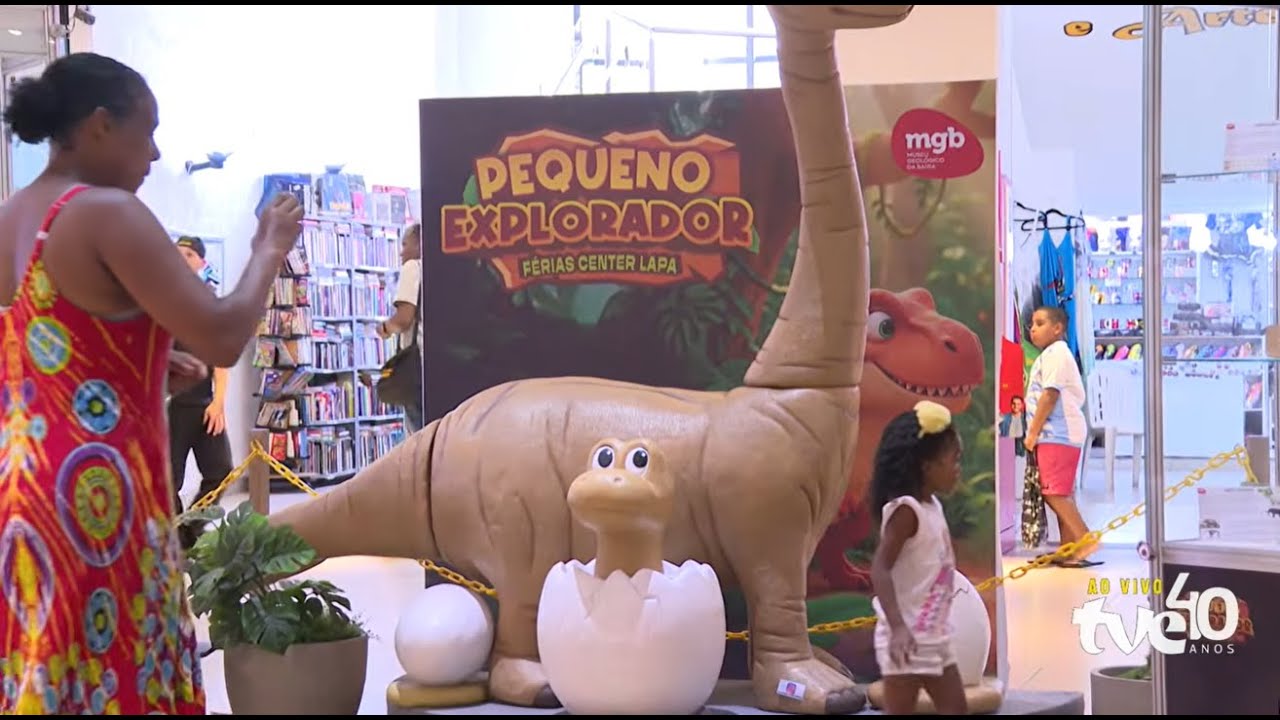 DINOSSAURO EM TAMANHO REAL: ESTRUTURA EM ISOPOR CHAMA ATENÇÃO DAS CRIANÇAS | TVE NOTÍCIAS 29/01/2026