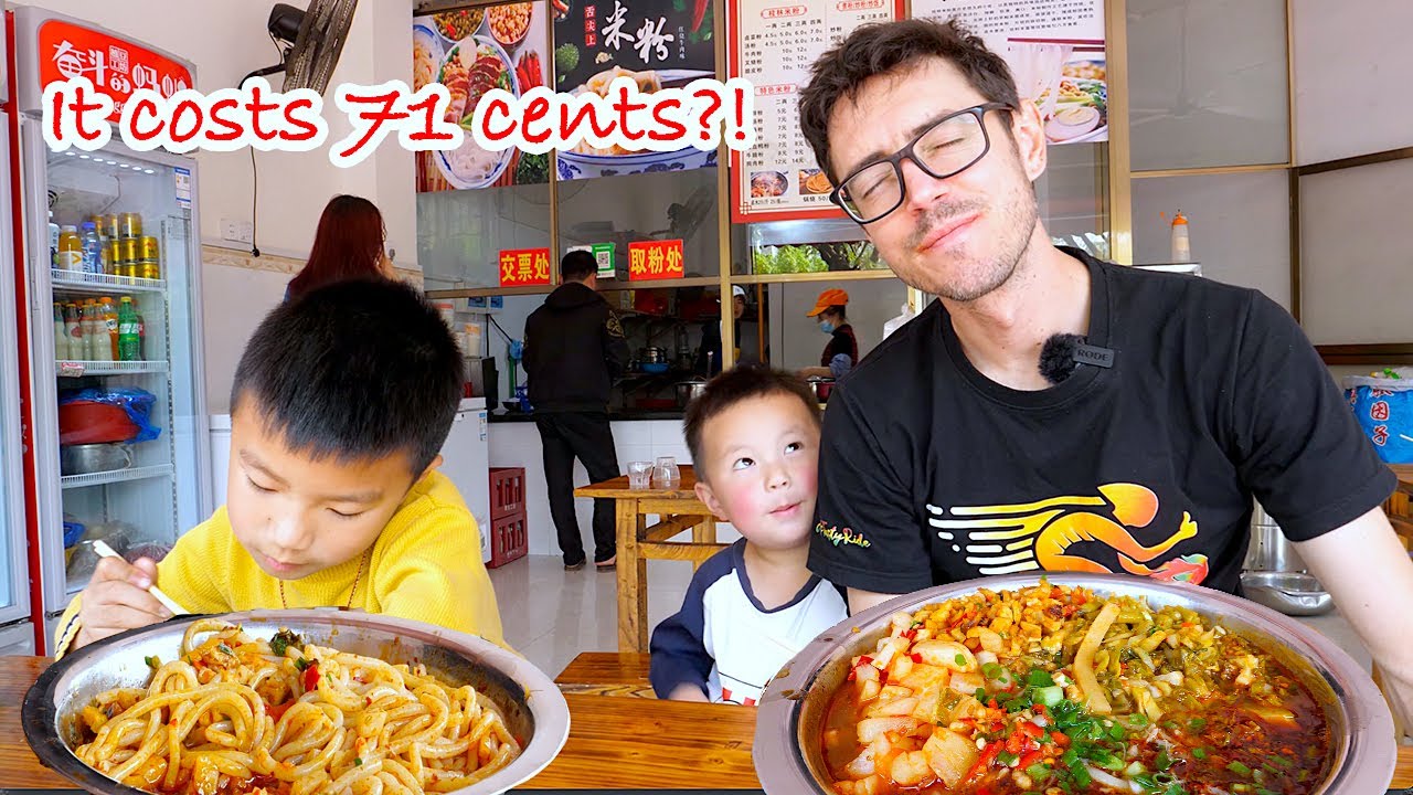 🇨🇳 Любимая лапша в Гуйлине по цене 0,71$ за большую порцию! Вкуснейшая рисовая лапша в Китае