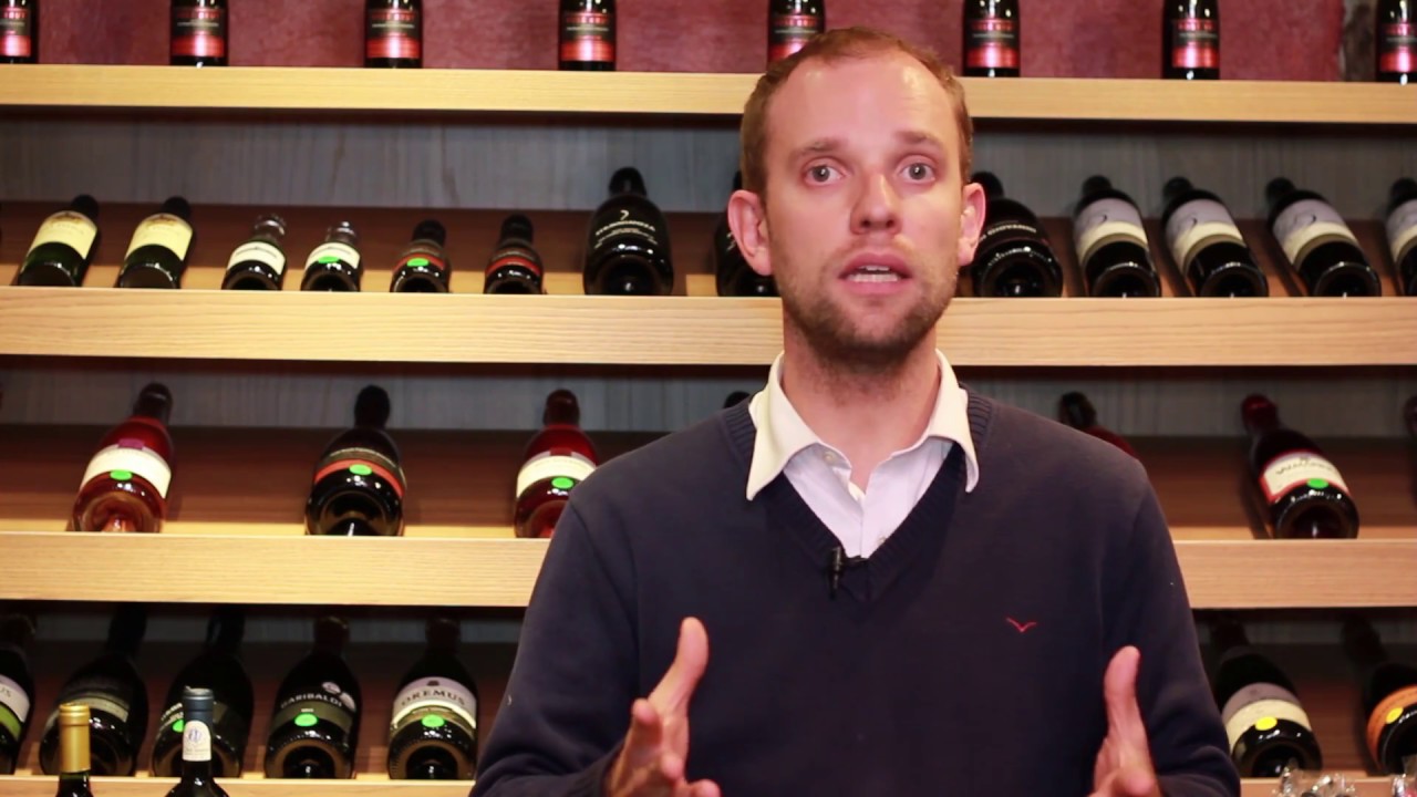 Qual é a diferença entre vinho reserva, reservado, blend e varietal?