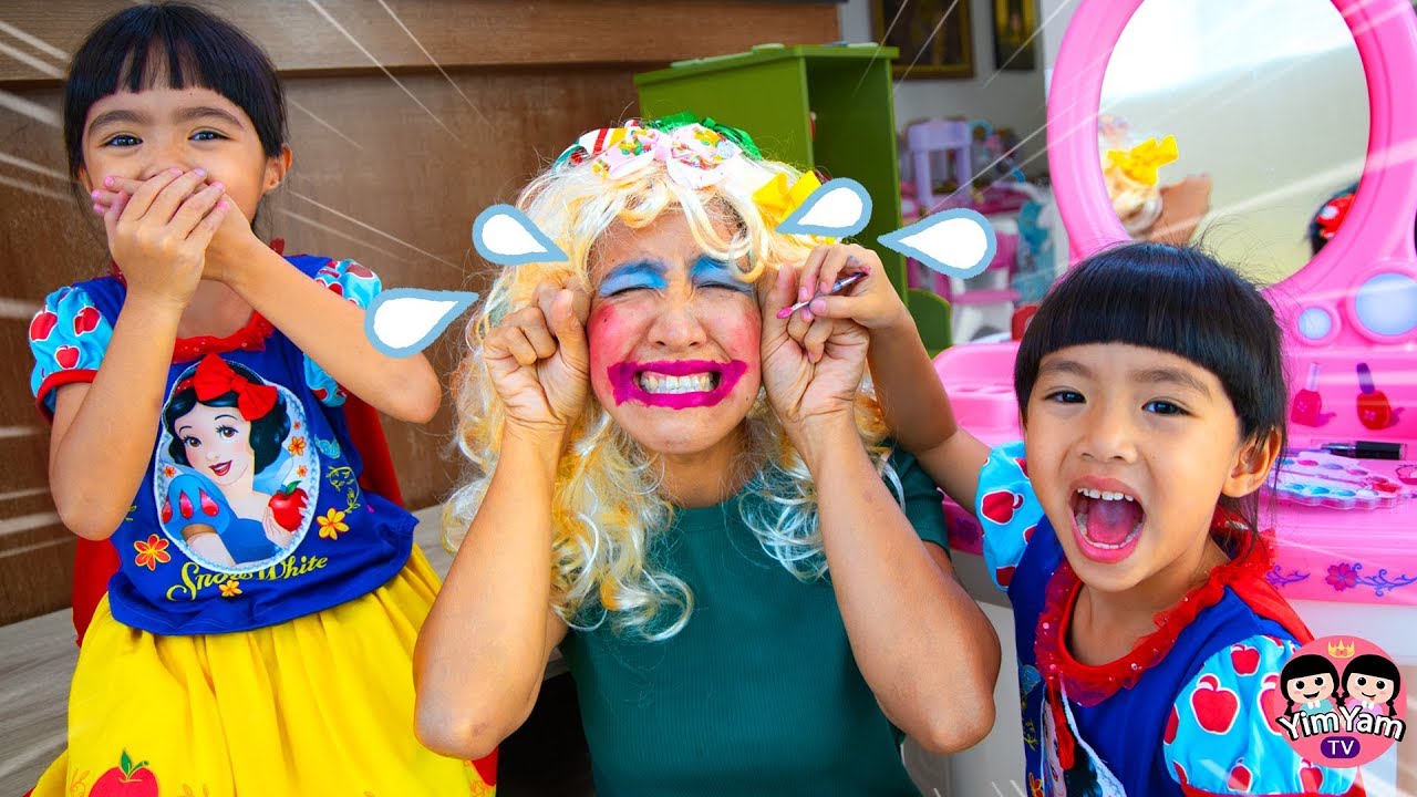 หนูยิ้มหนูแย้ม | ทำงานอะไรดีนะ EP2 YimYim and Mom pretend play in the profession