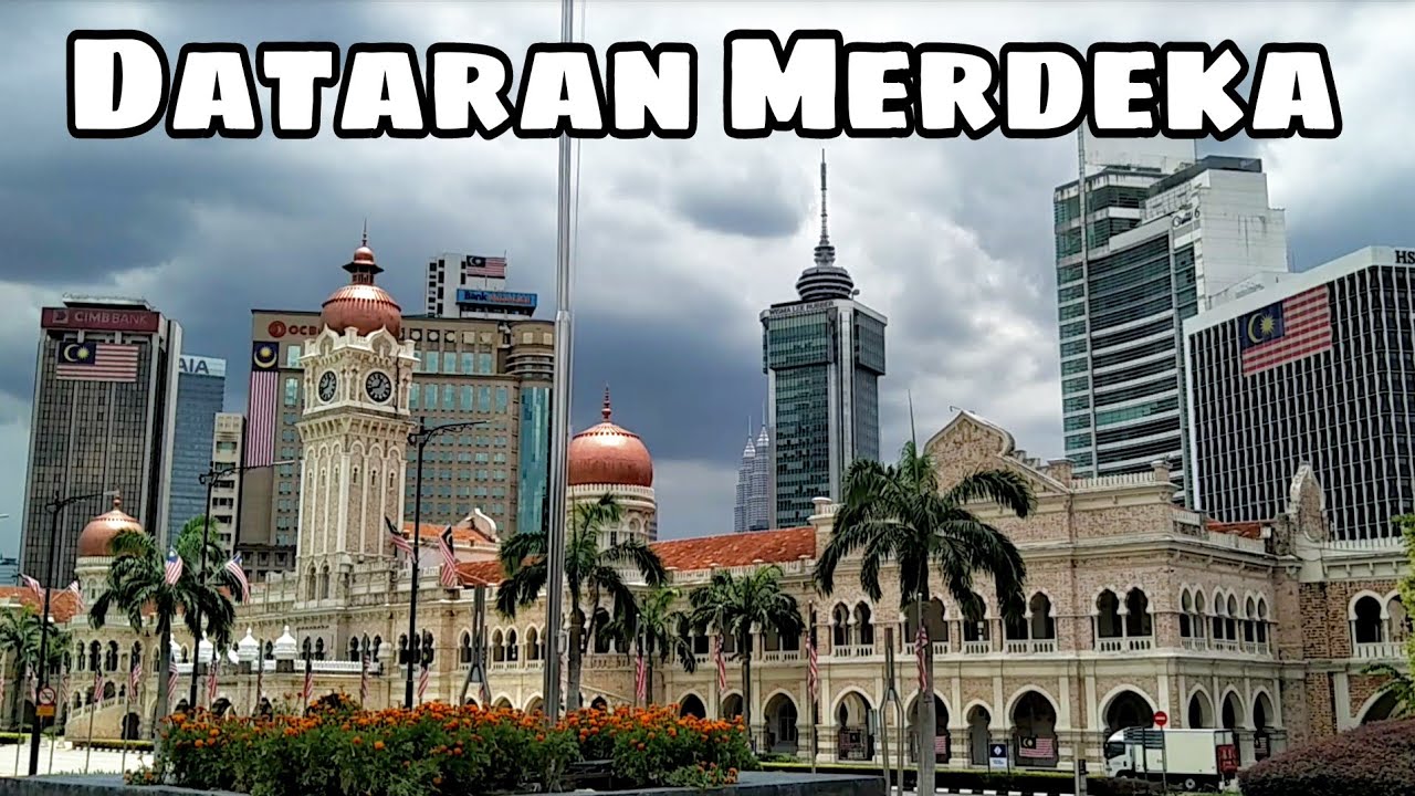 Kuala Lumpur, Malaysia Walking Tour | Merdeka Square (Dataran Merdeka) + Real City Sounds