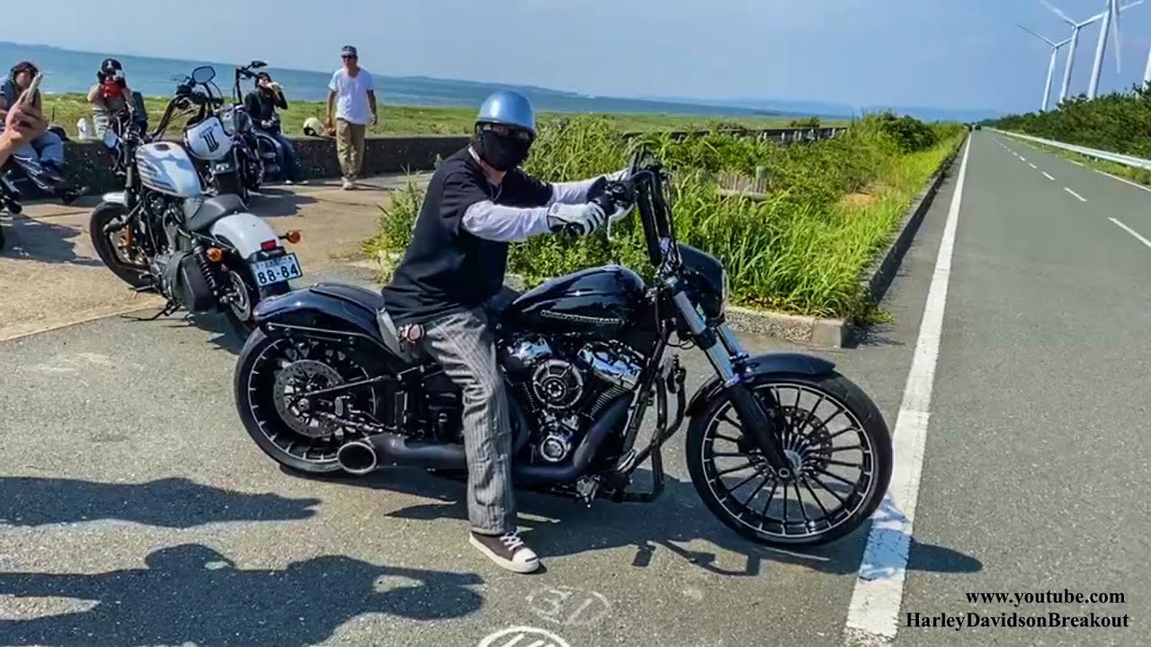 Harley-Davidson Breakout 2in1 Exhaust Sound (Tomohisa from Japan)