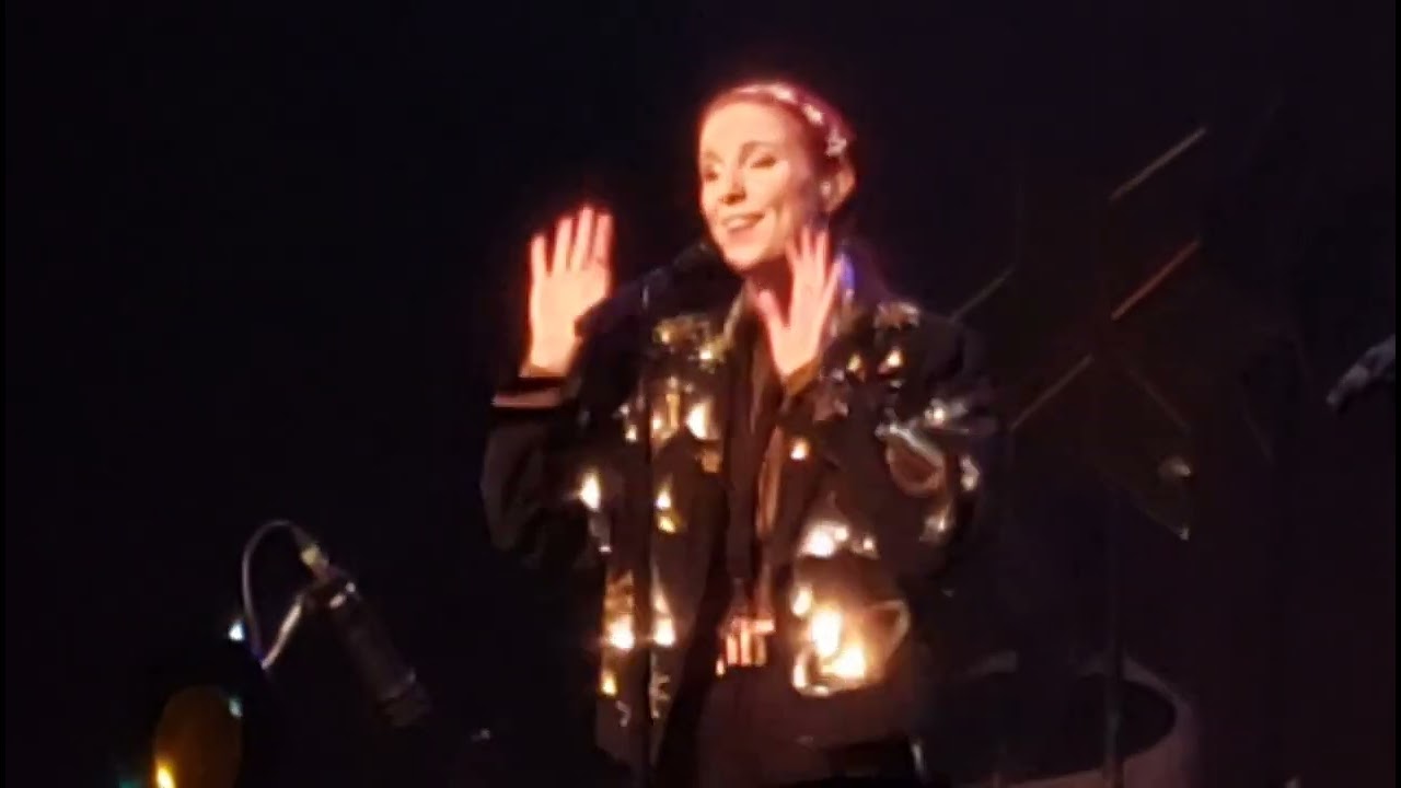 Moonchild Live @ The Fonda Ft. Lalah Hathaway (I DO NOT OWN RIGHTS TO THIS MUSIC)