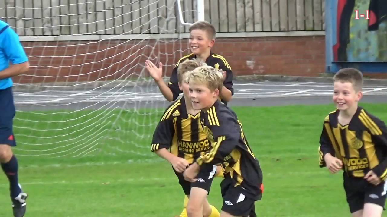 Tullycarnet 04`s 1-2 Harland Youth 04`s