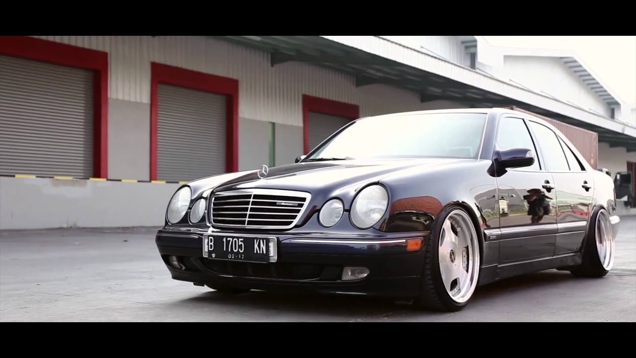 Mercedes Benz w210 on lehrmeister. / Stacked video coverage