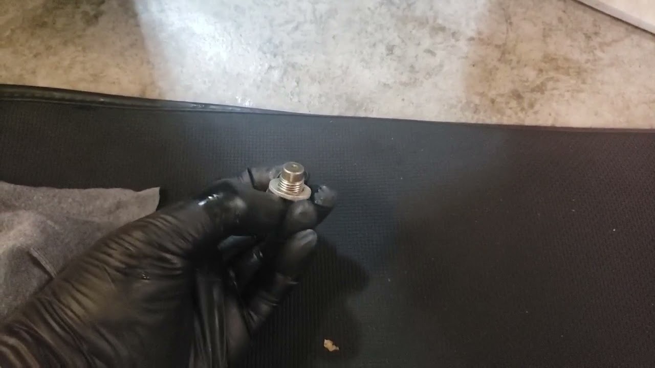 ACR50 Estima oil change 50系大霸王換偈油