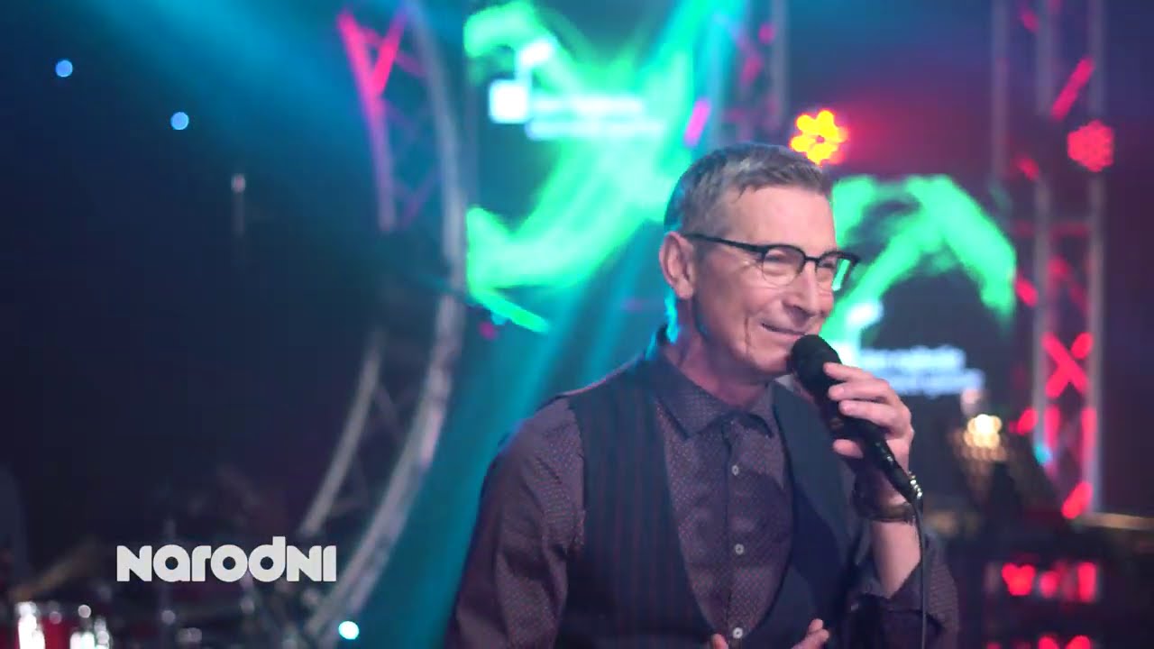 Massimo - Mali krug velikih ljudi [LIVE] - Dan najbolje domaće glazbe 2021.