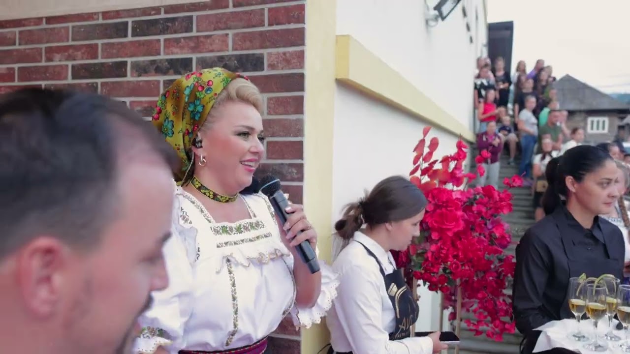  Nuntă Poienile de sub munte 2025