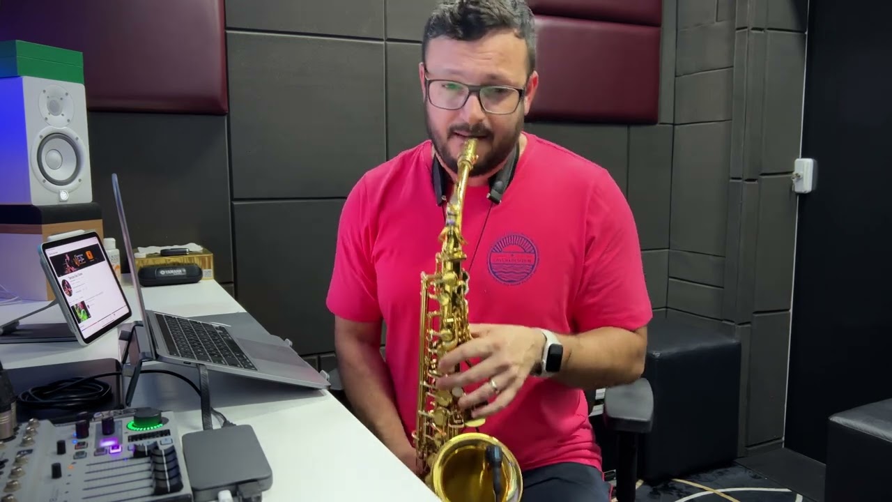 PRIMEIRO BEIJO - GLORIA GROOVE (SAX COVER)
