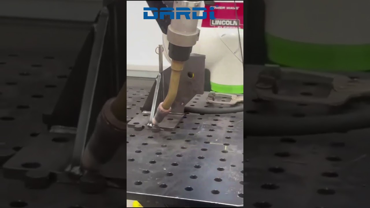 SOLDA MIG OU LASER COM ROBO DARDI
