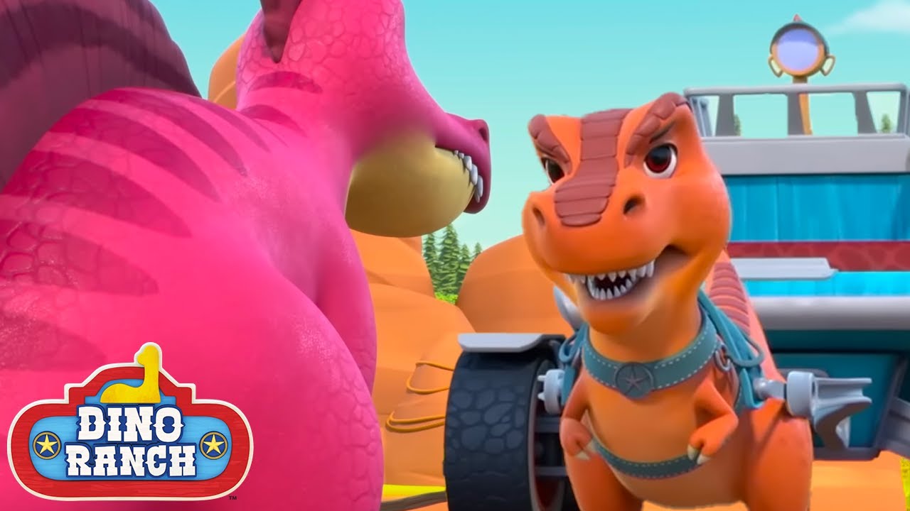 Dinosaur Showdown! | Dino Ranch