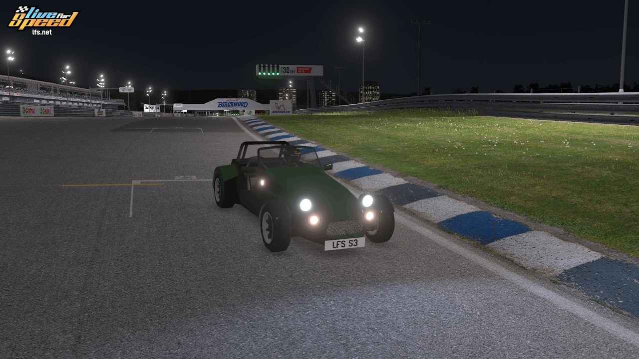 Live for Speed S3 0.8 Cars #4 - LX4 (LX4) on Blackwood Historic Reverse