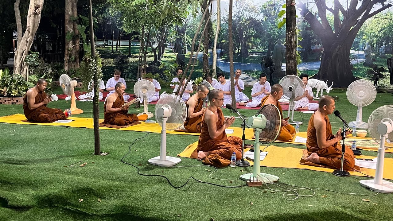 ลานธรรม วัดสังฆทาน Channel (หลวงพ่อสนอง กตปุญโญ) กำลังถ่ายทอดสด!