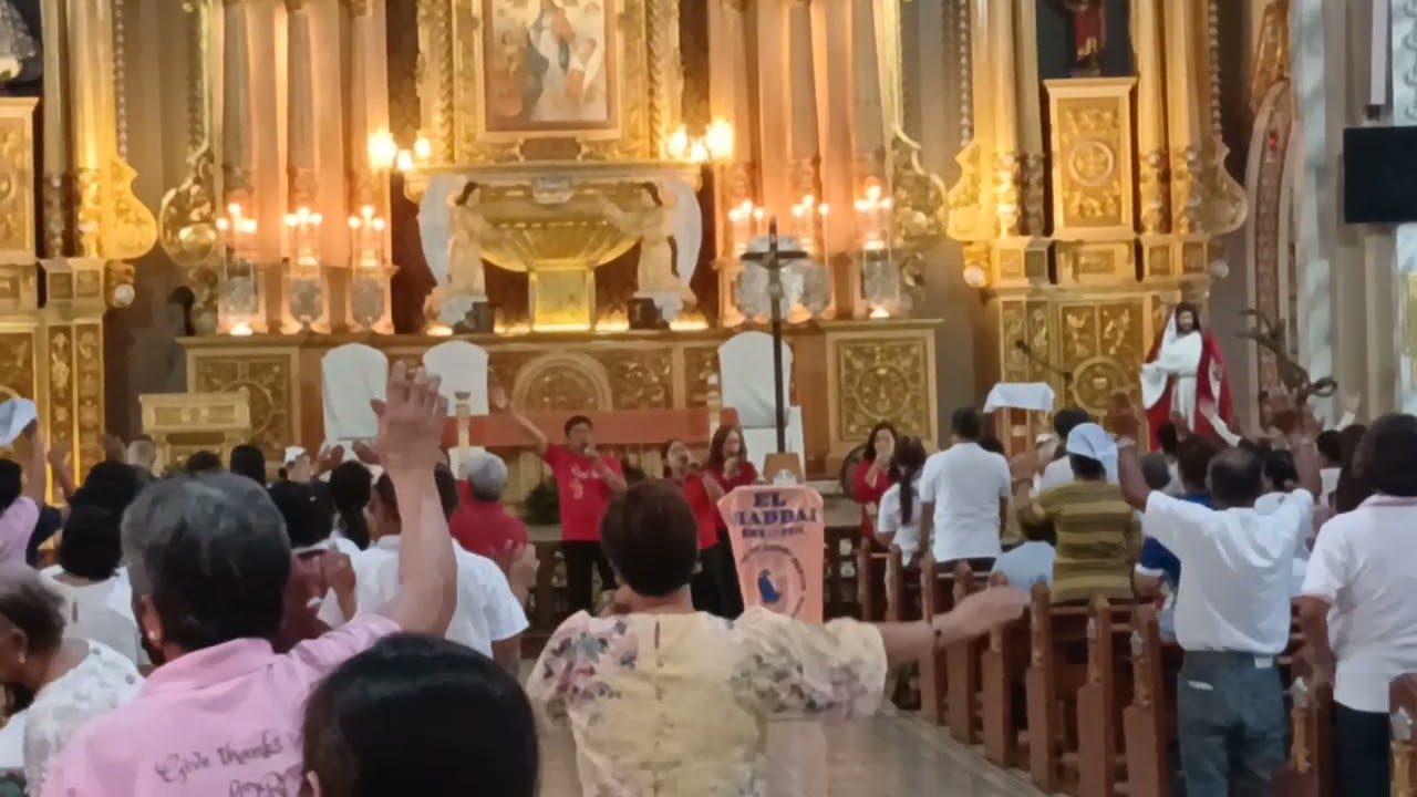 PUPURIHIN KA SA AWIT