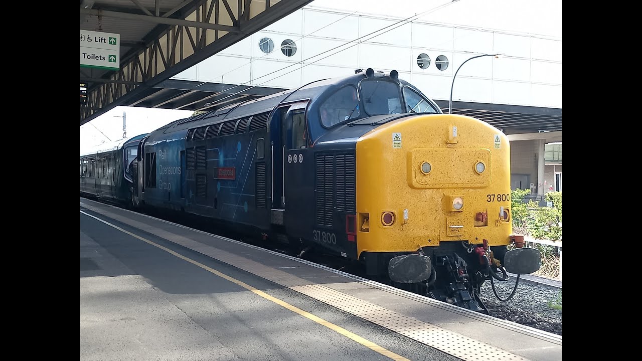 Trainspotting in Milton Keynes 2nd May 2025