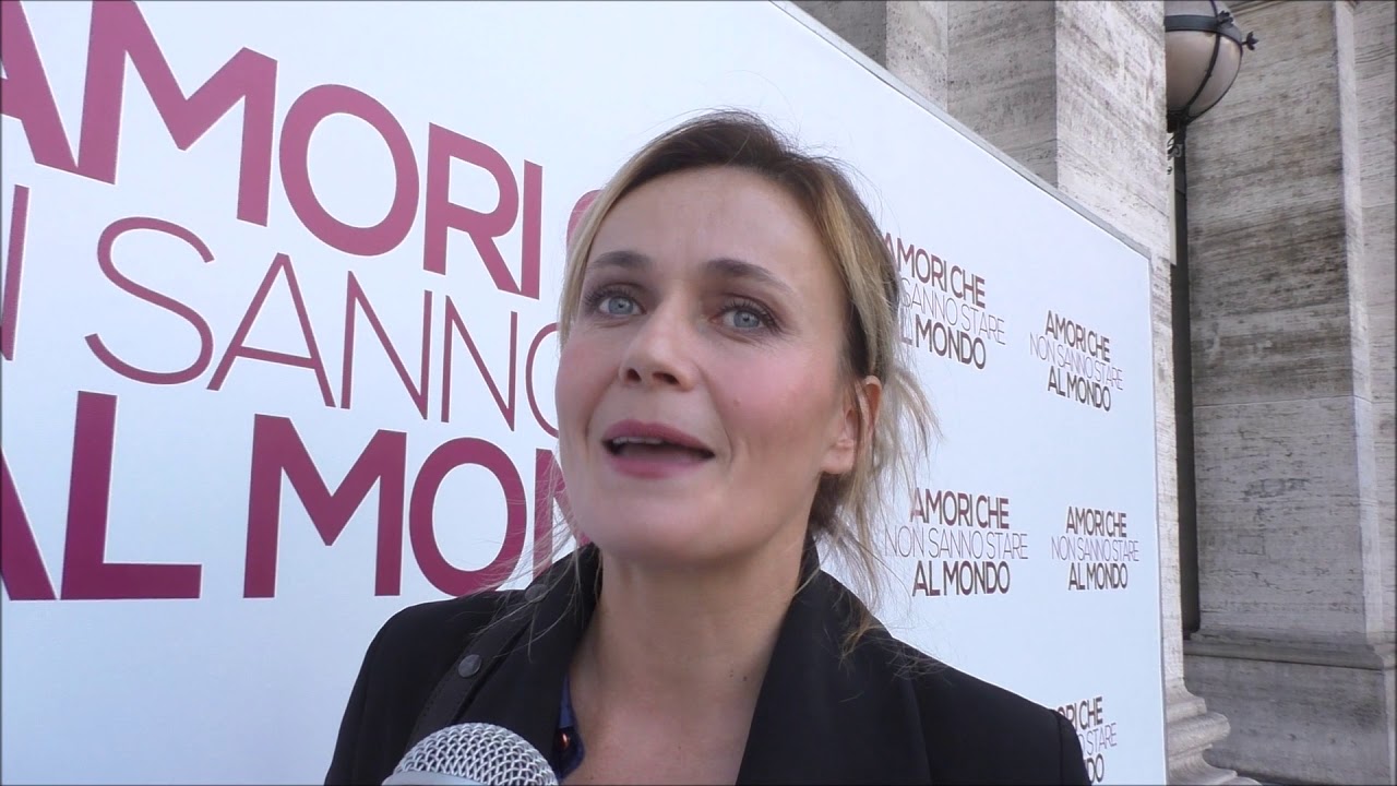 Videointervista a Lucia Mascino in Amori che non sanno stare al mondo, su SpettacoloMania.it