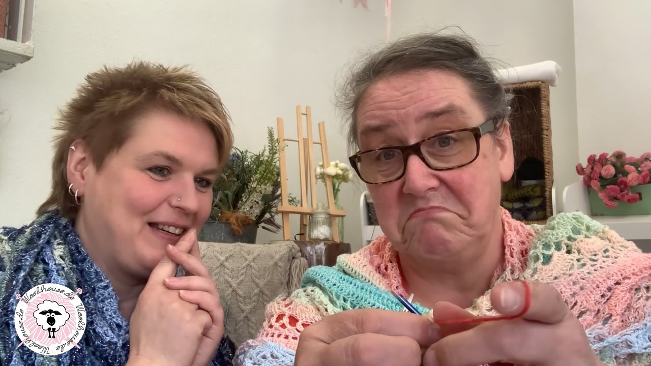 Biankas Sockenschule - Nicola lernt zwei Socken gleichzeitig stricken - TEIL 2 / Woolhouse.de